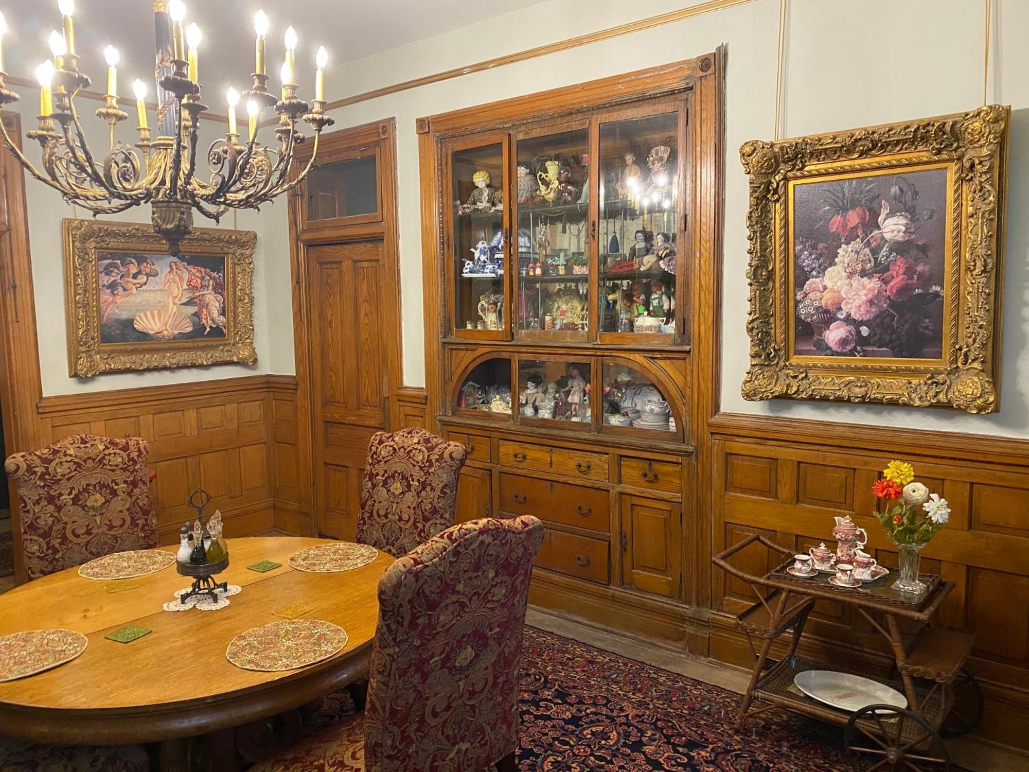 Vineyard Mansion B&B Saint Joseph Exterior photo